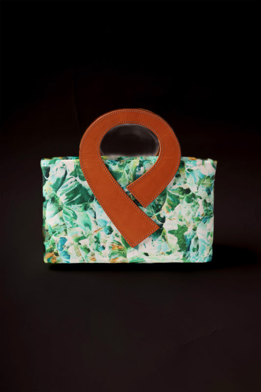 Reasons - Angular Leather Handle